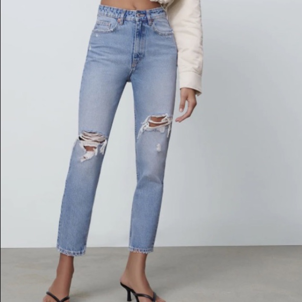 Zara Ripped Mom Jeans